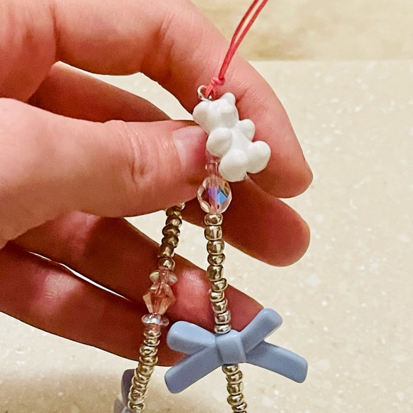 Phone String!! Blue & Silver! 🥶💎 - Picture 6 of 7